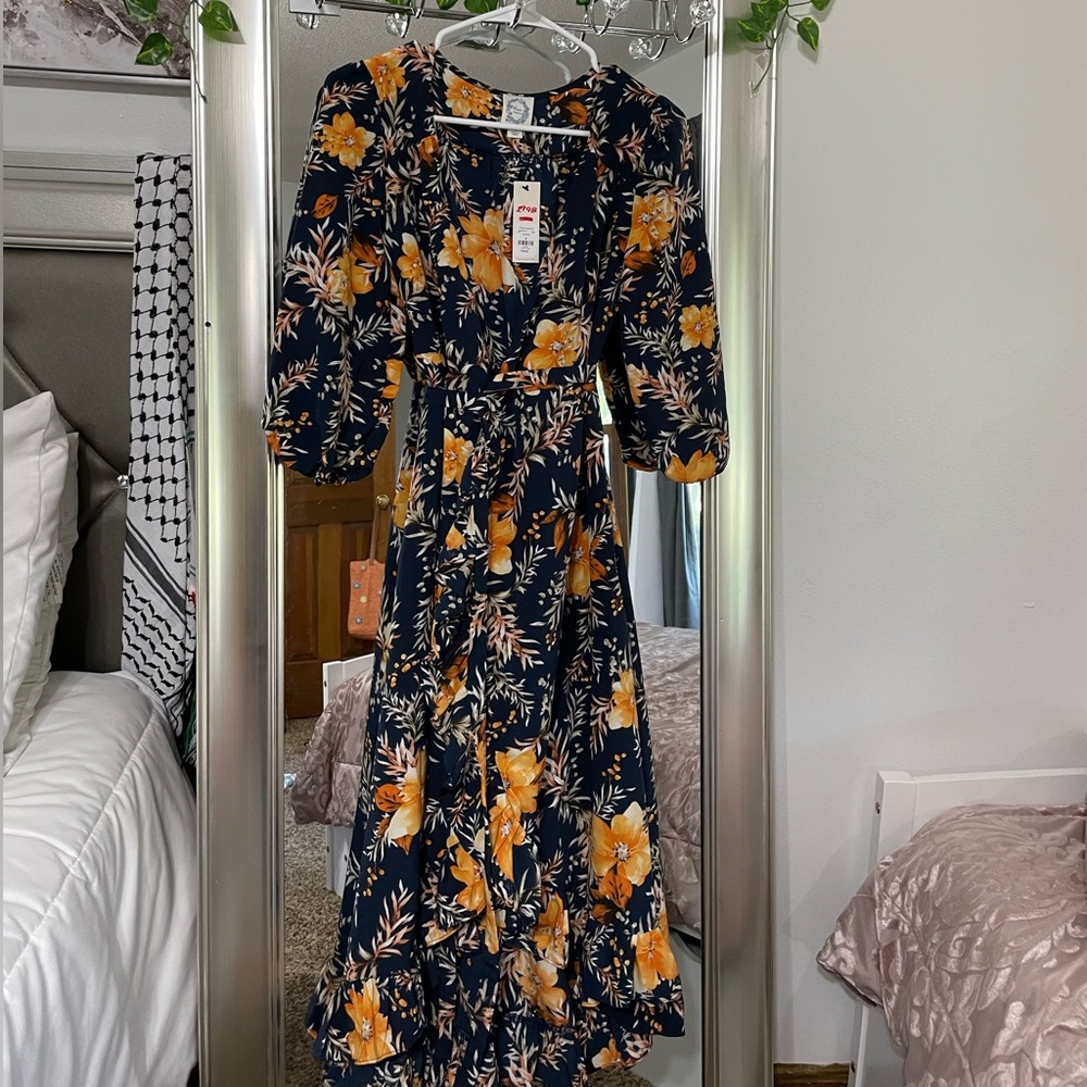 navy blue francesca’s dress with tie